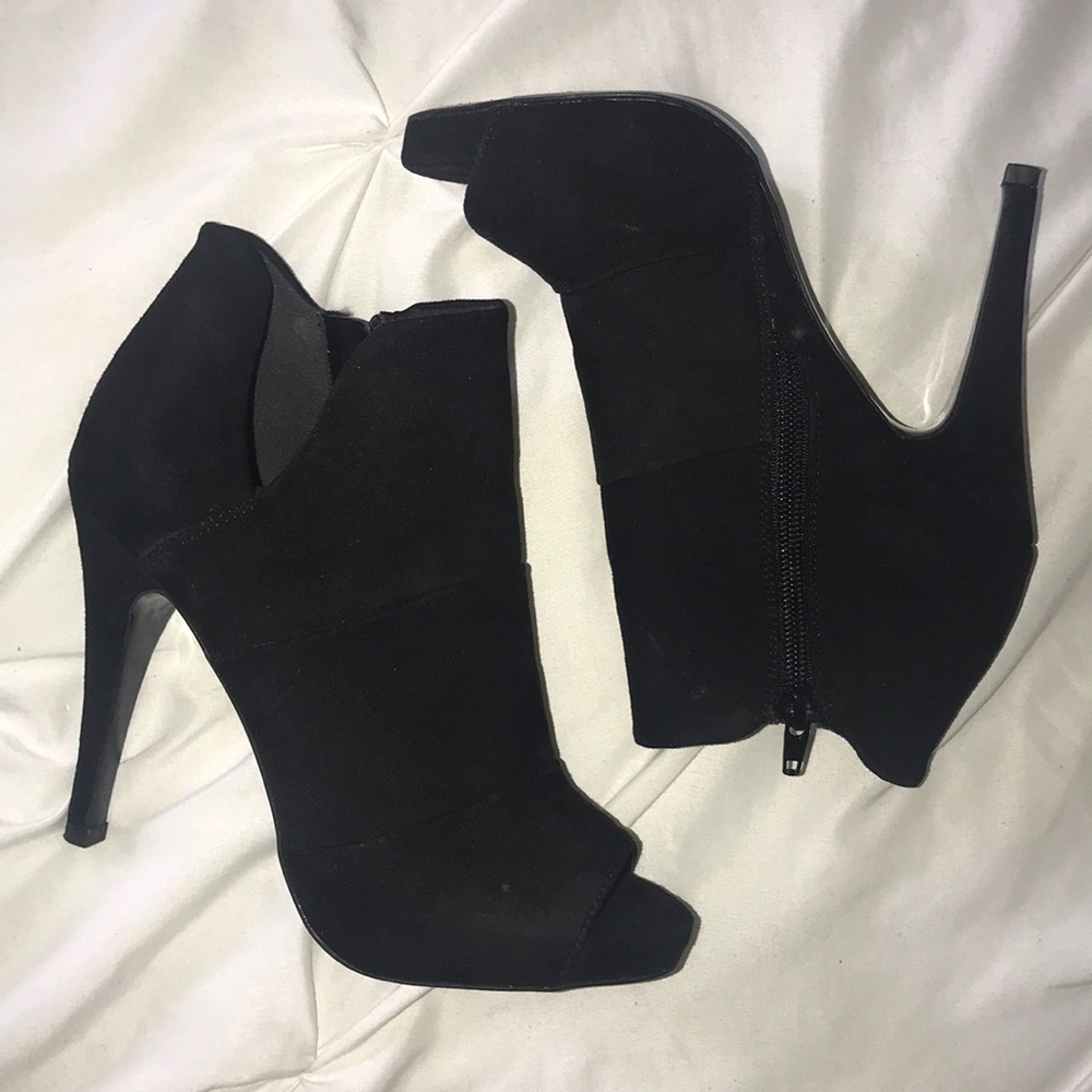 FERGIE heels